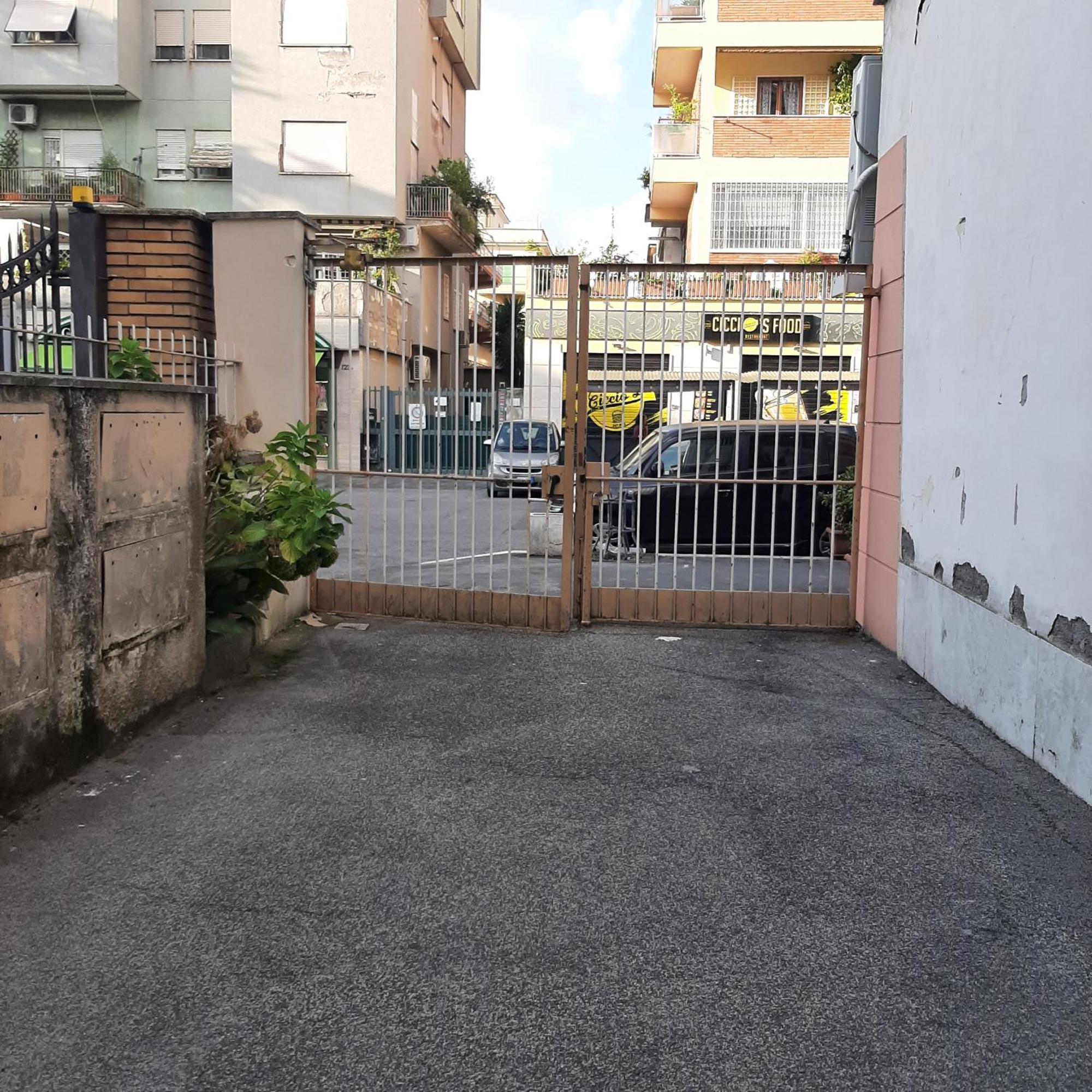 Appartamento Roma - Metro C Bagian luar foto